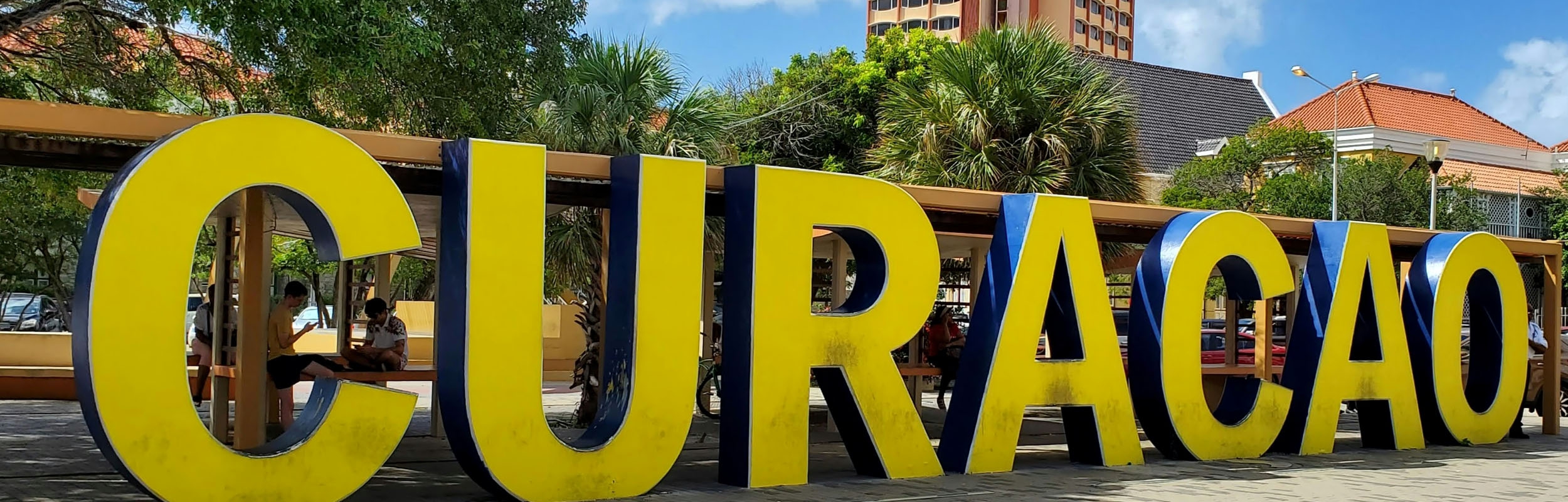 HUURAUTO CURACAO